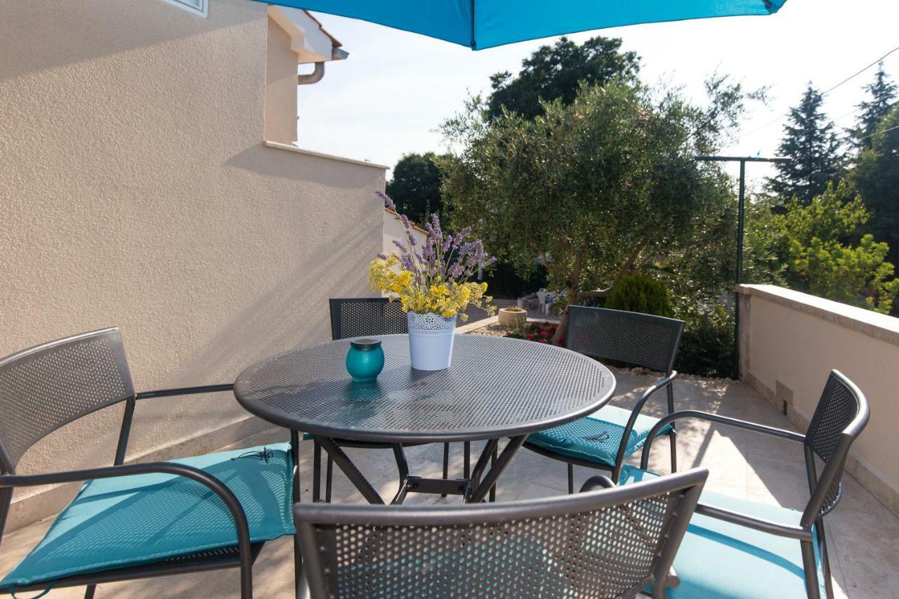 Apartman Ivona Malinska Εξωτερικό φωτογραφία