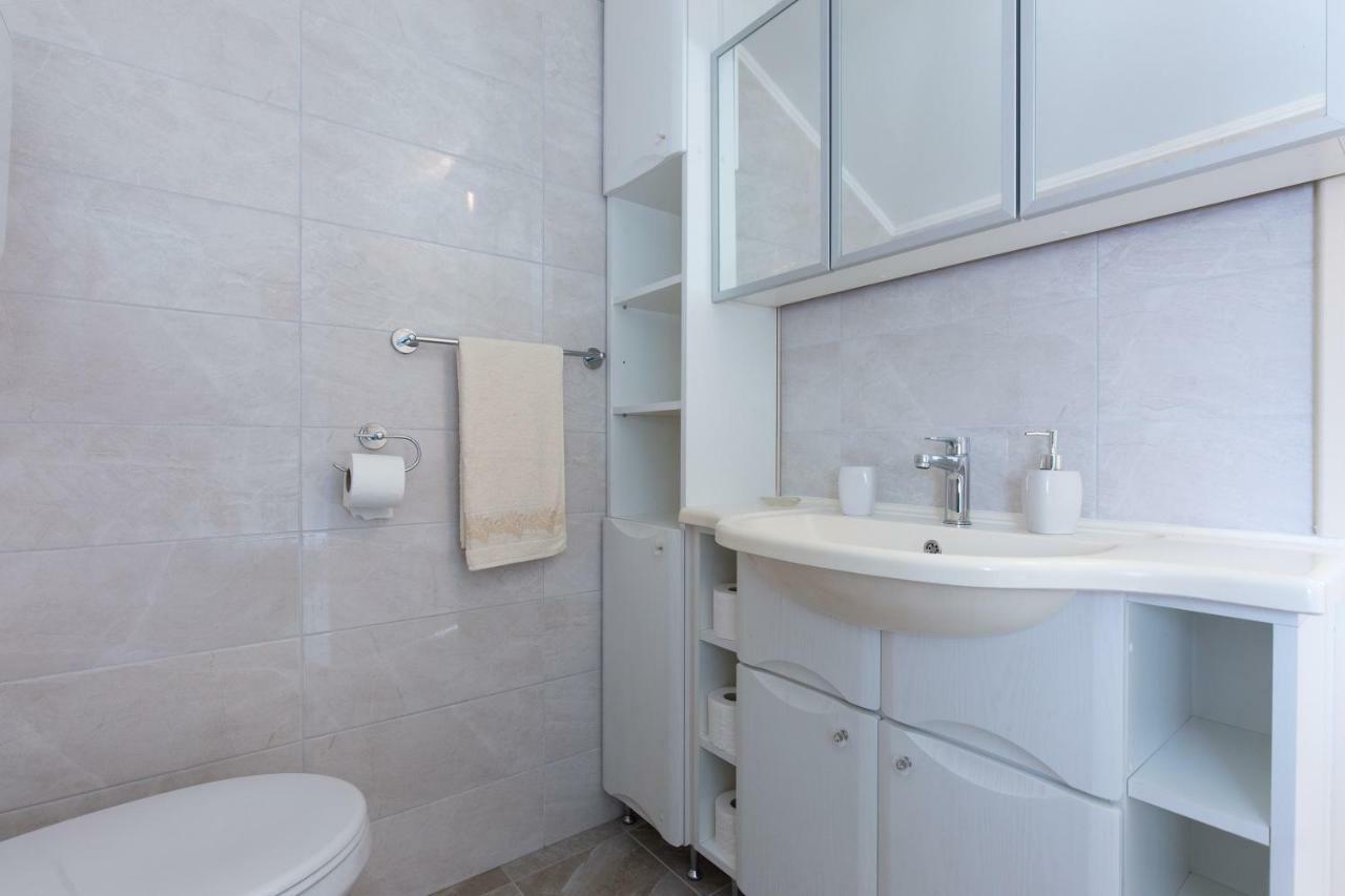 Apartman Ivona Malinska Εξωτερικό φωτογραφία
