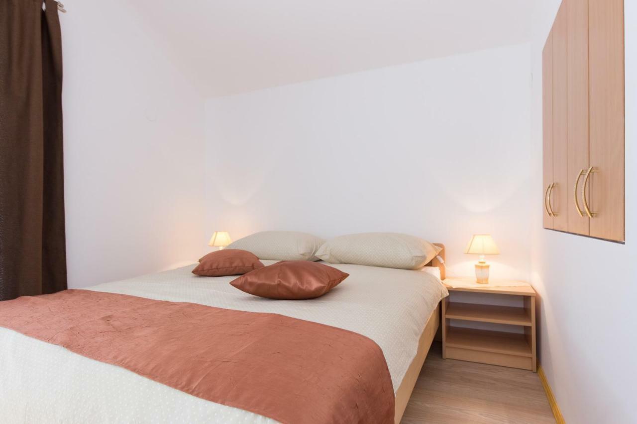 Apartman Ivona Malinska Εξωτερικό φωτογραφία